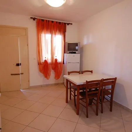 In 25055 Διαμέρισμα *